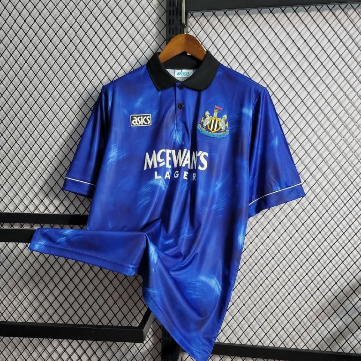 Retro1993-95 Newcastle Away Soccer Jersey