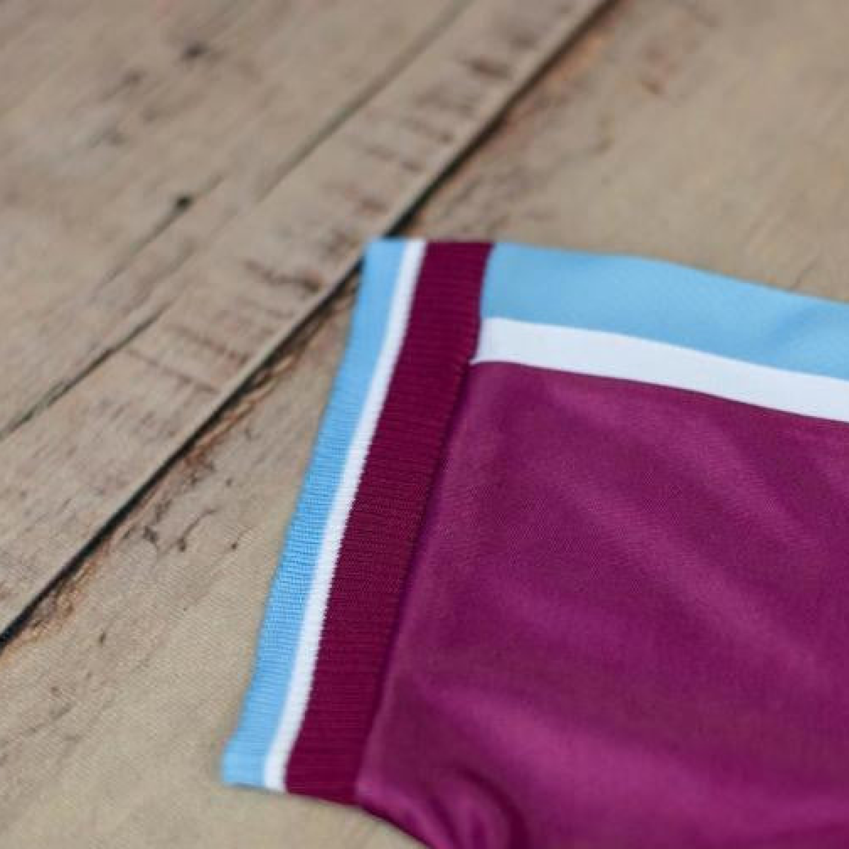 Retro 99/01 West ham United Home Soccer Jersey