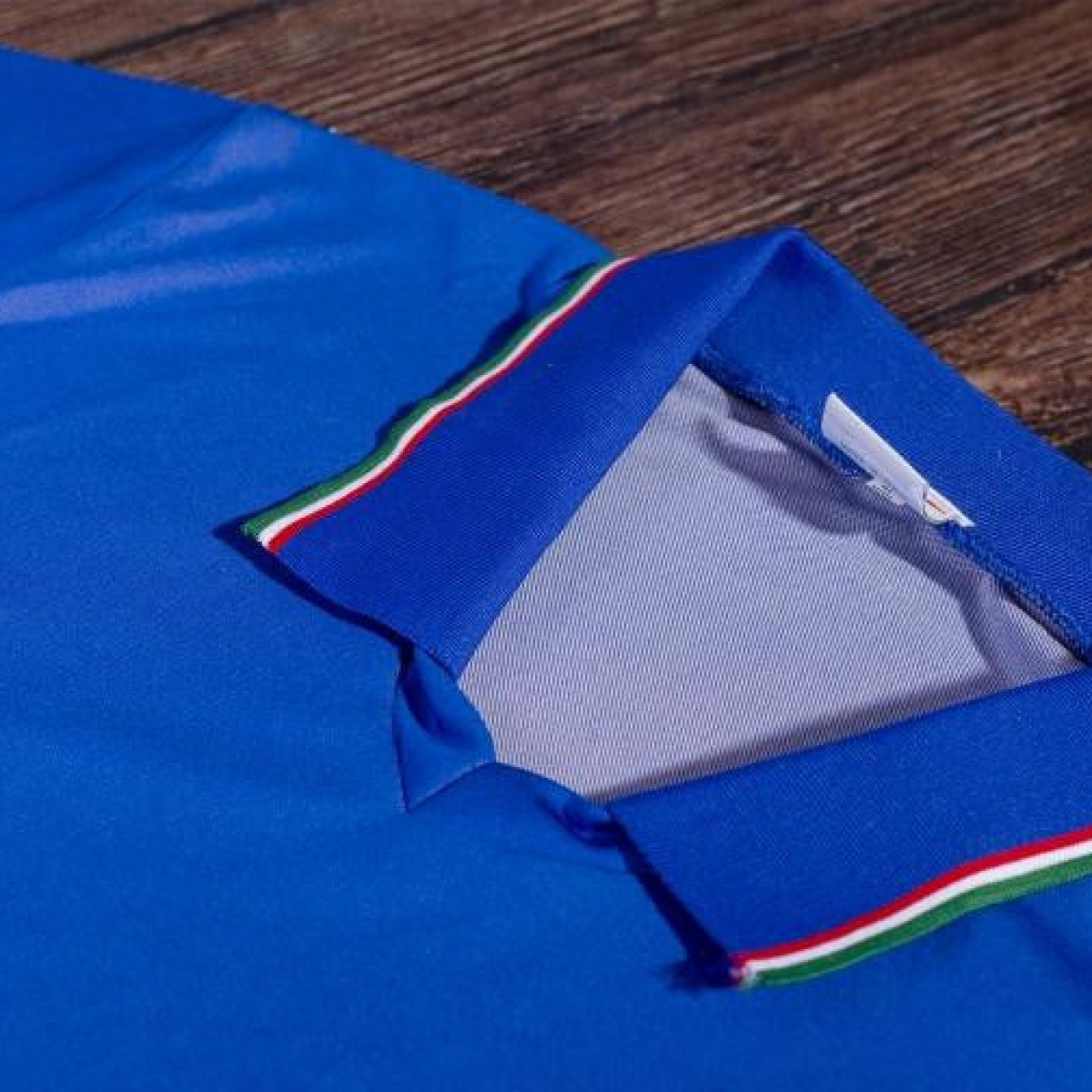 Retro 1990 Italy Home Soccer Jersey