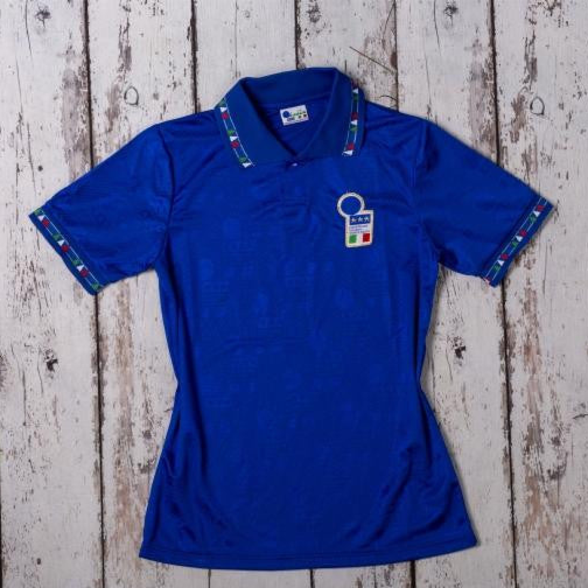 Retro 1994 Italy Home Soccer Jersey