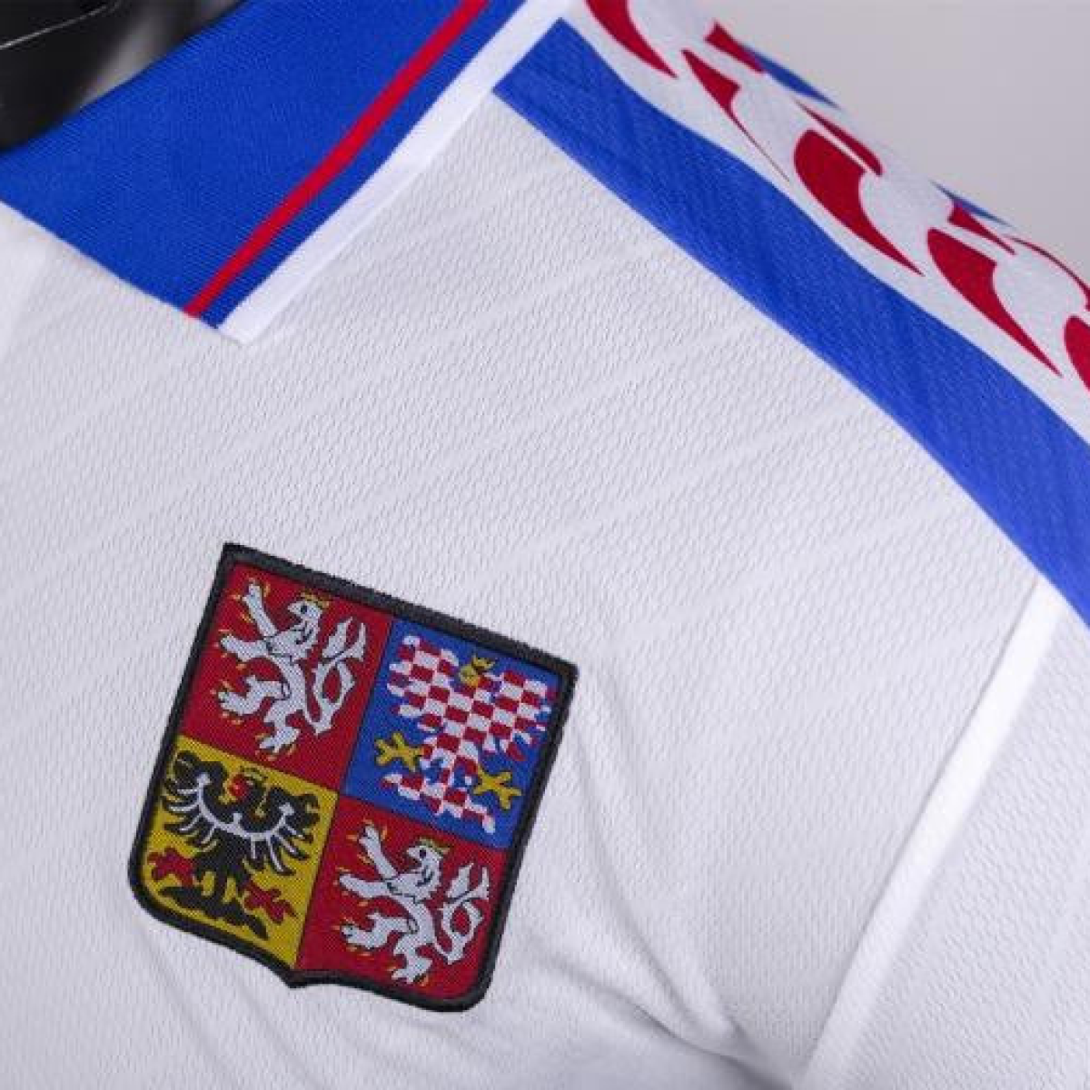 Retro 1996 Czech Republic  Away Soccer Jersey