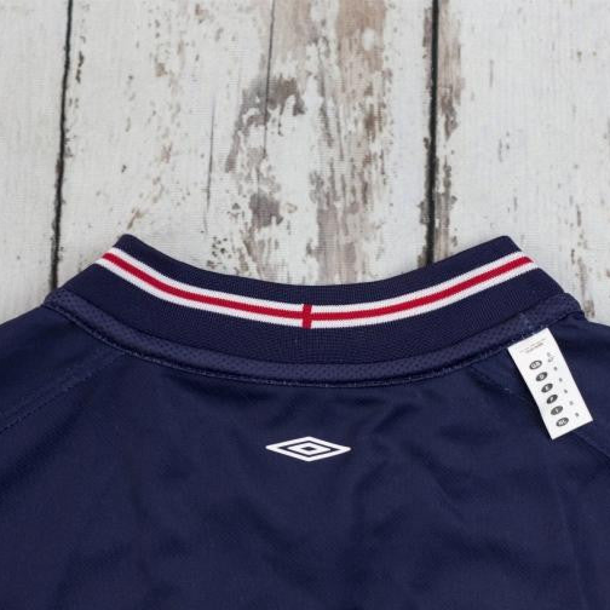 Retro 2002 England Away Reversible (Red/Navy) Soccer Jersey