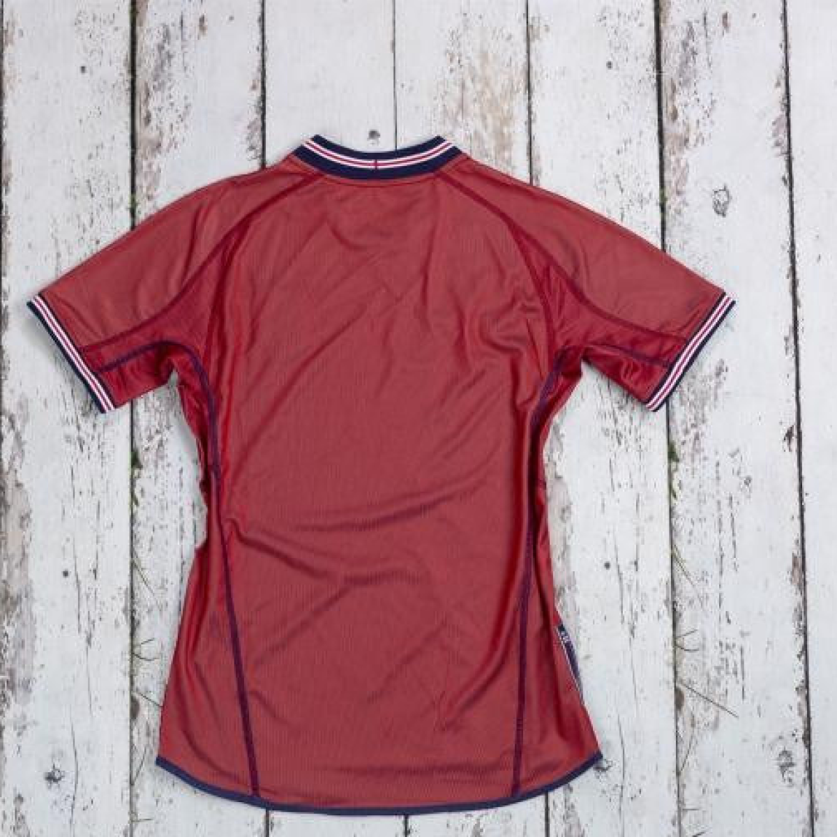 Retro 2002 England Away Reversible (Red/Navy) Soccer Jersey