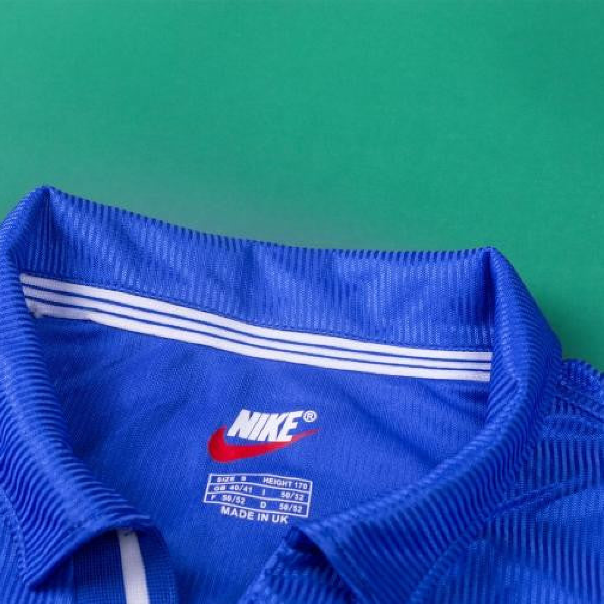 Retro 1998 Italy Home Soccer Jersey