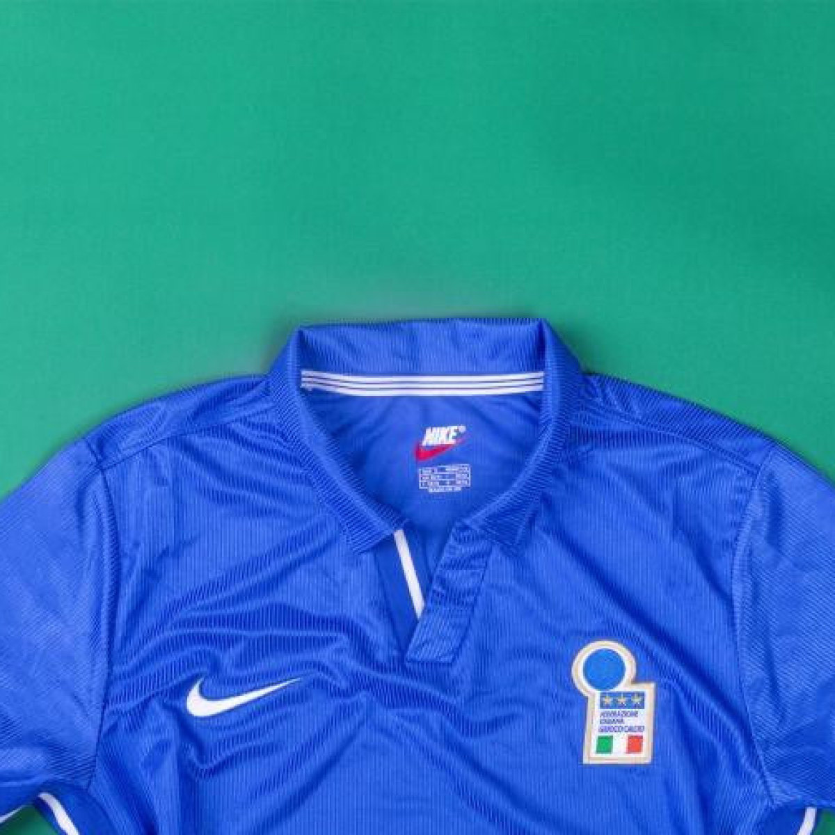 Retro 1998 Italy Home Soccer Jersey