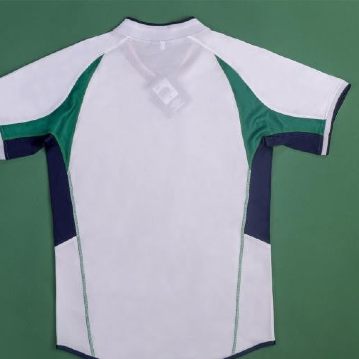 Retro 2002 Ireland Away Soccer Jersey