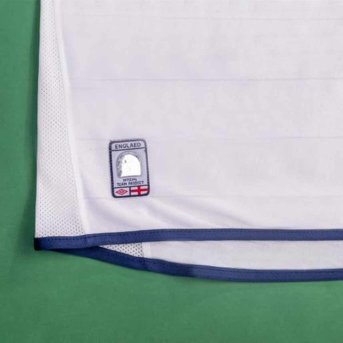 Retro 2004 England Home Soccer Jersey
