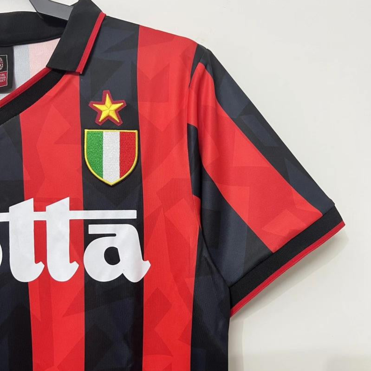 Retro 93/94 AC Milan Home Soccer Jersey