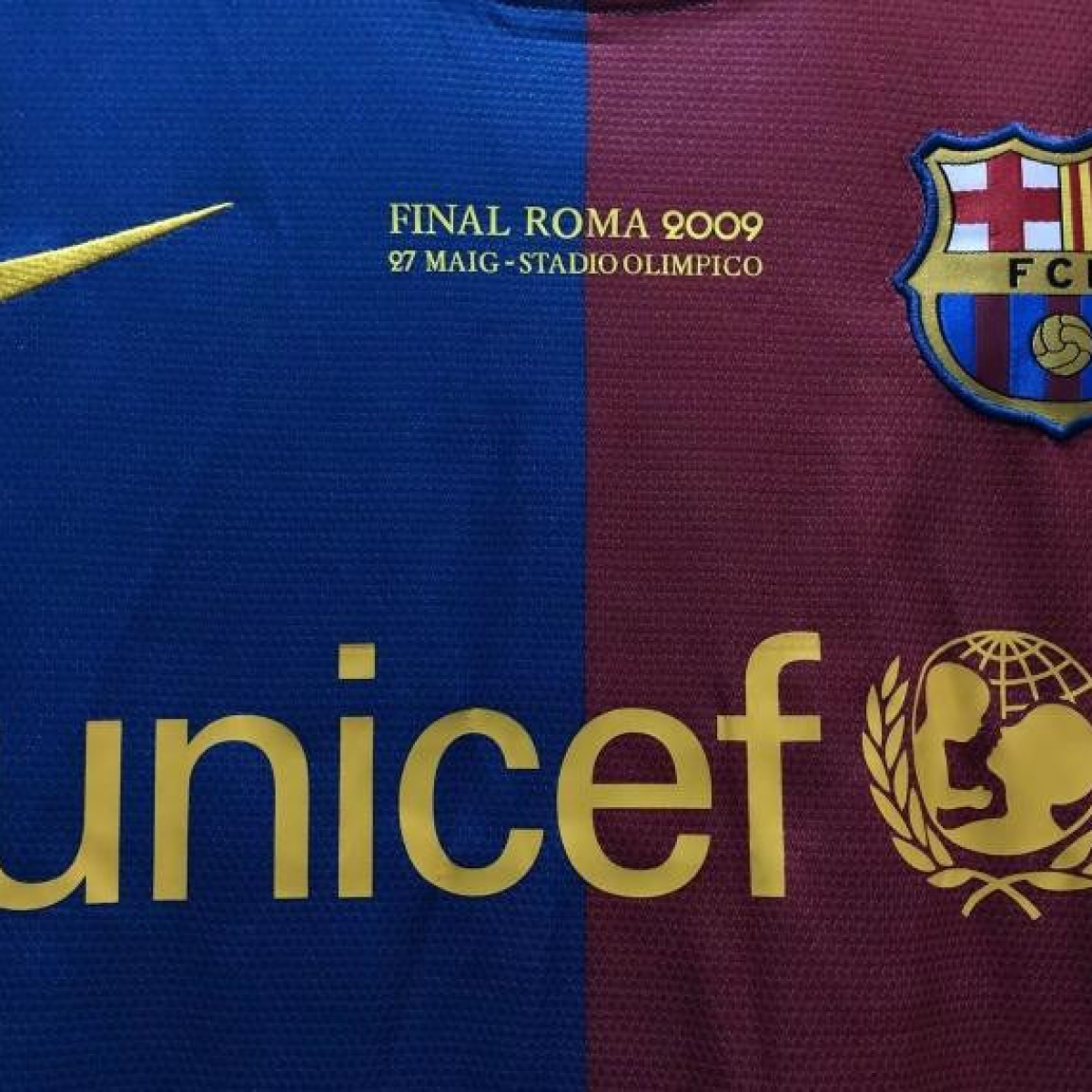 Retro 08/09 Barcelona Home Champions Version Soccer Jersey