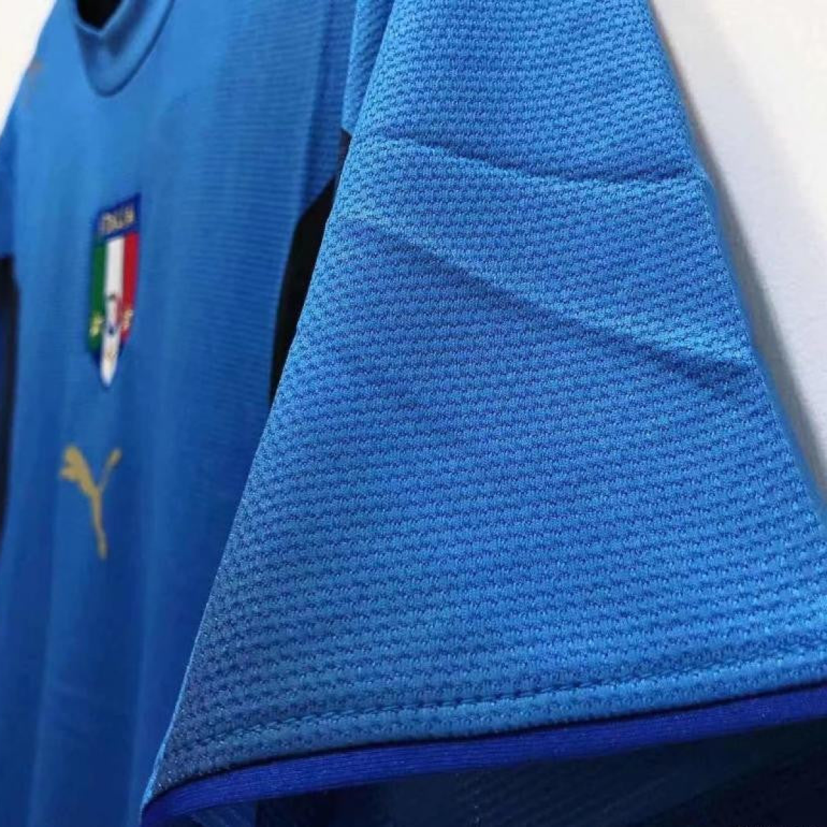 Retro 2006 Italy Home Soccer Jersey