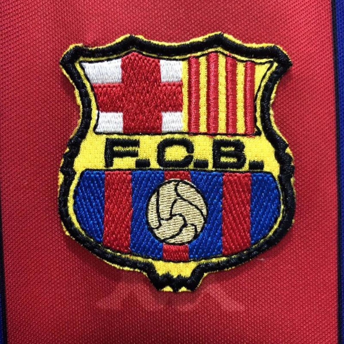 Retro 96/97 Long Sleeve Barcelona Home Soccer Jersey
