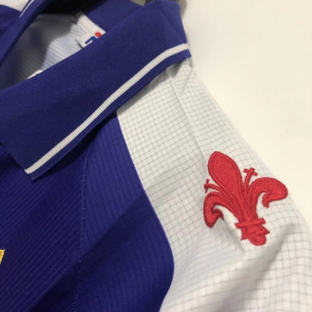 Retro 98/99 Fiorentina Home Soccer Jersey