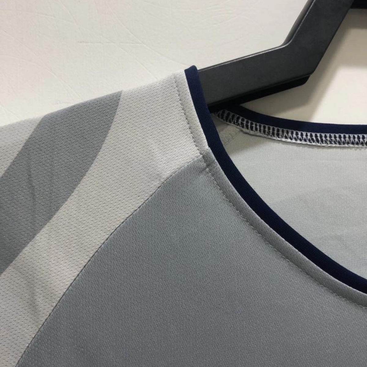 Retro 01/02 PSG Away Soccer Jersey