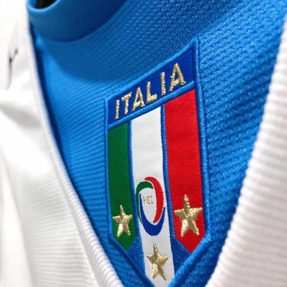 Retro 2006 Italy Away White Soccer Jersey
