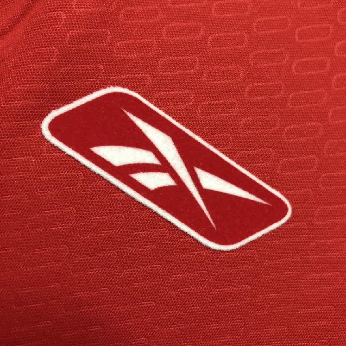 Retro 04/05 Liverpool Home Soccer Jersey