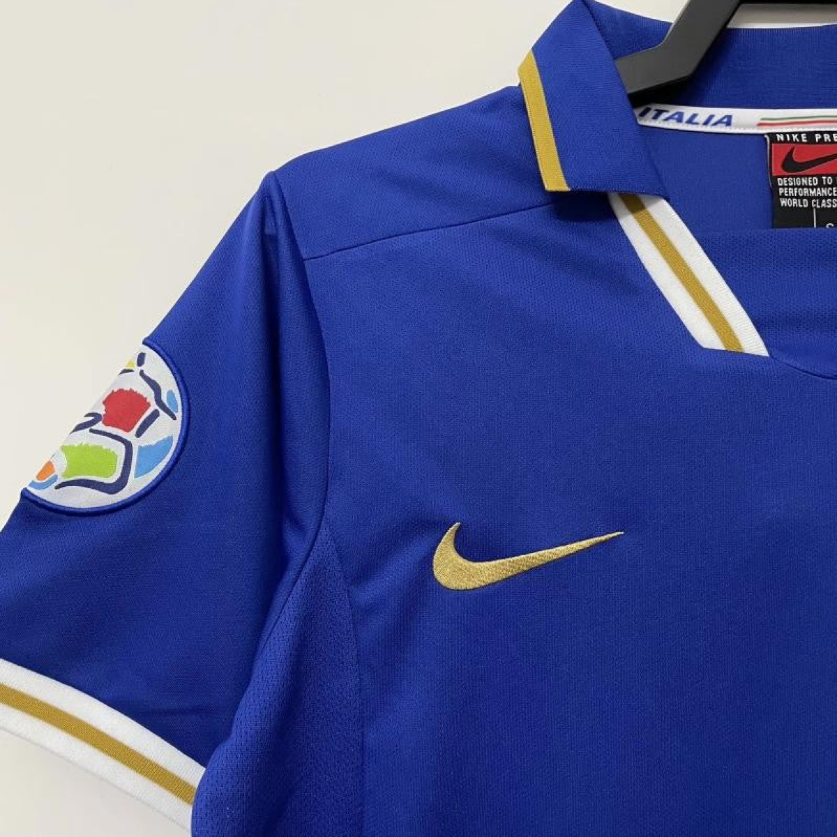 Retro 1996 Italy Home With 96 EURO Patch Soccer Jersey
