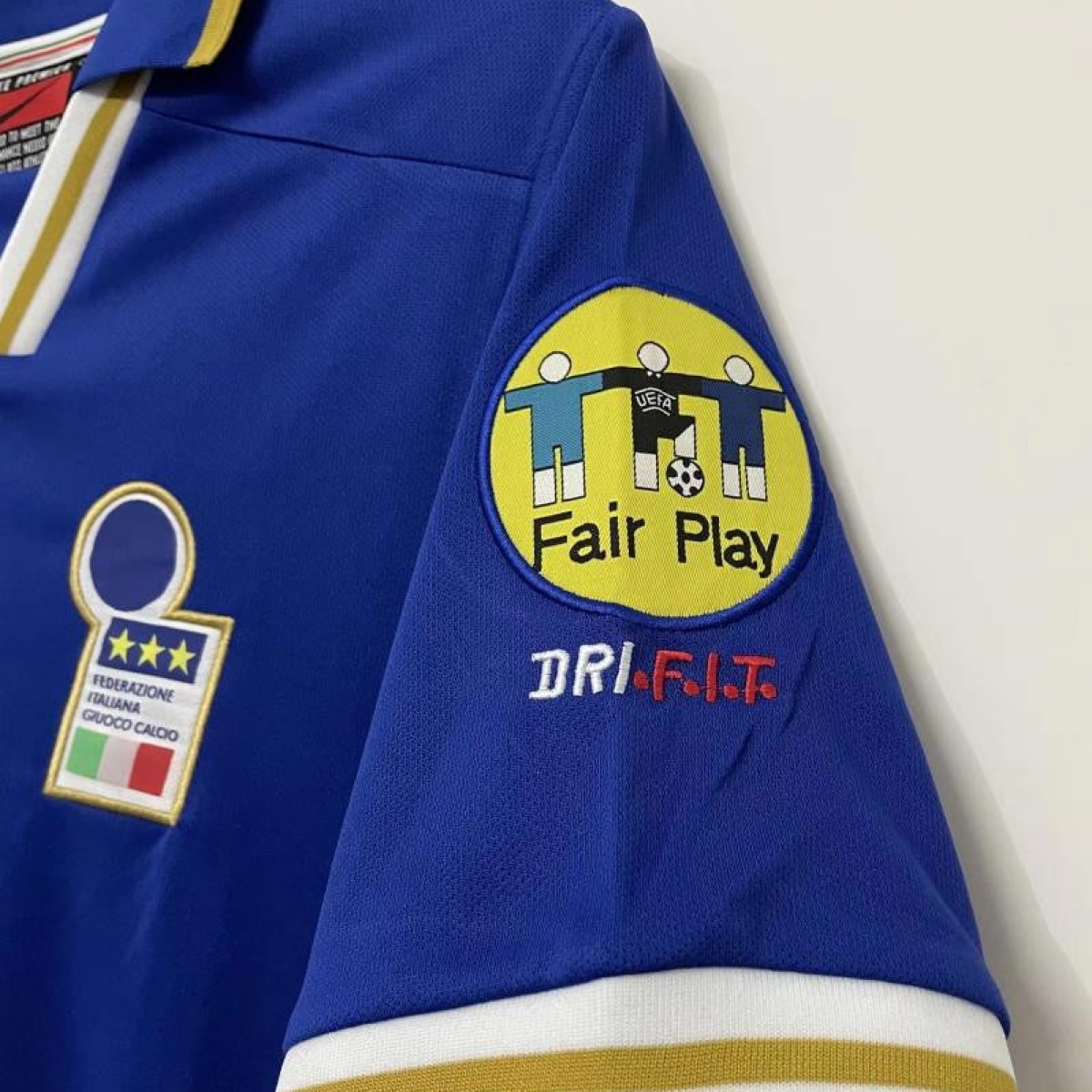 Retro 1996 Italy Home With 96 EURO Patch Soccer Jersey