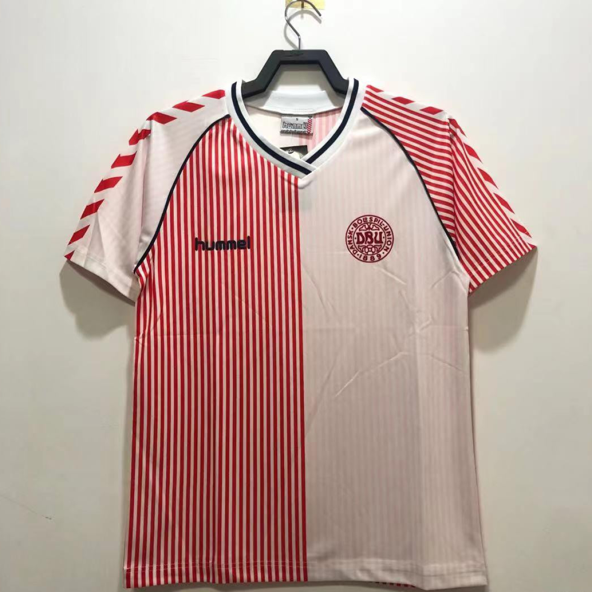 Retro 1986 Denmark Away Soccer Jersey