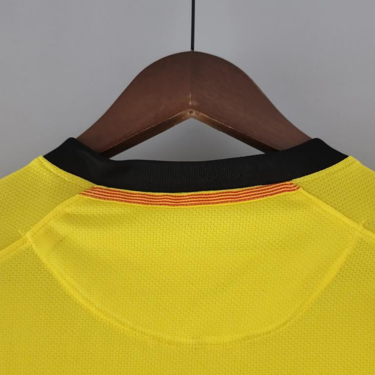 Retro 08/09 Long Sleeve Barcelona Away Soccer Jersey