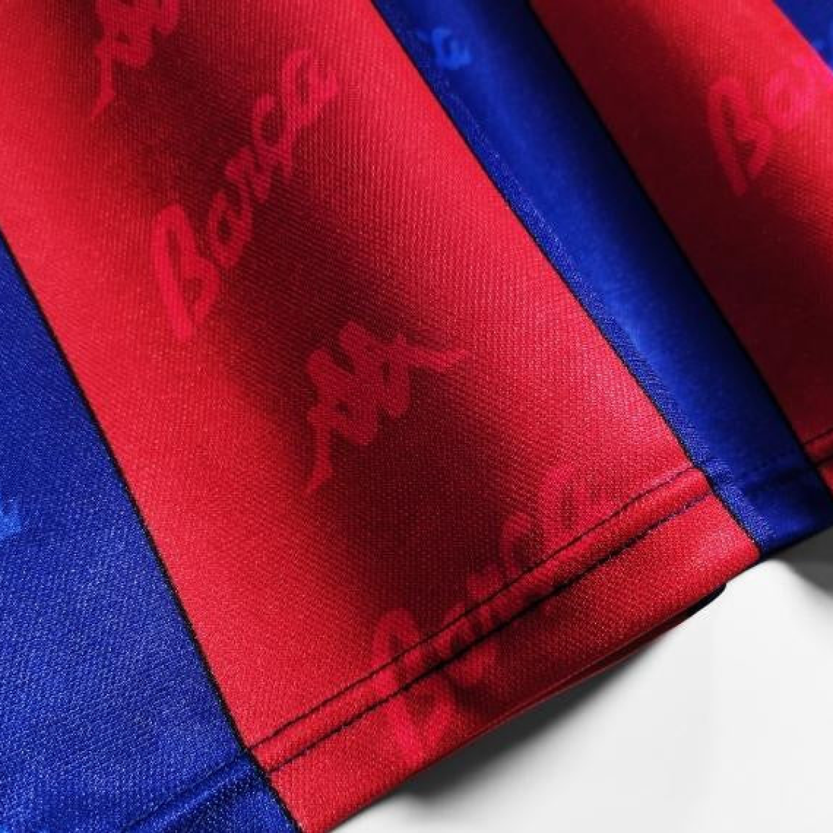 Retro 1995/97 Barcelona Home Soccer Jersey