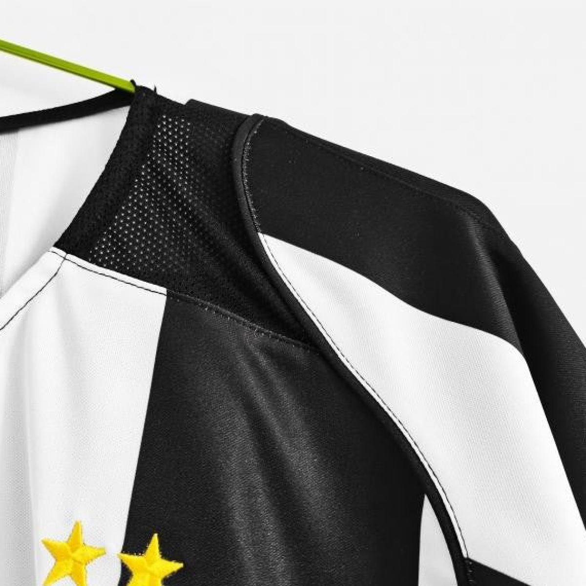 Retro 2004/05 Juventus Home Soccer Jersey