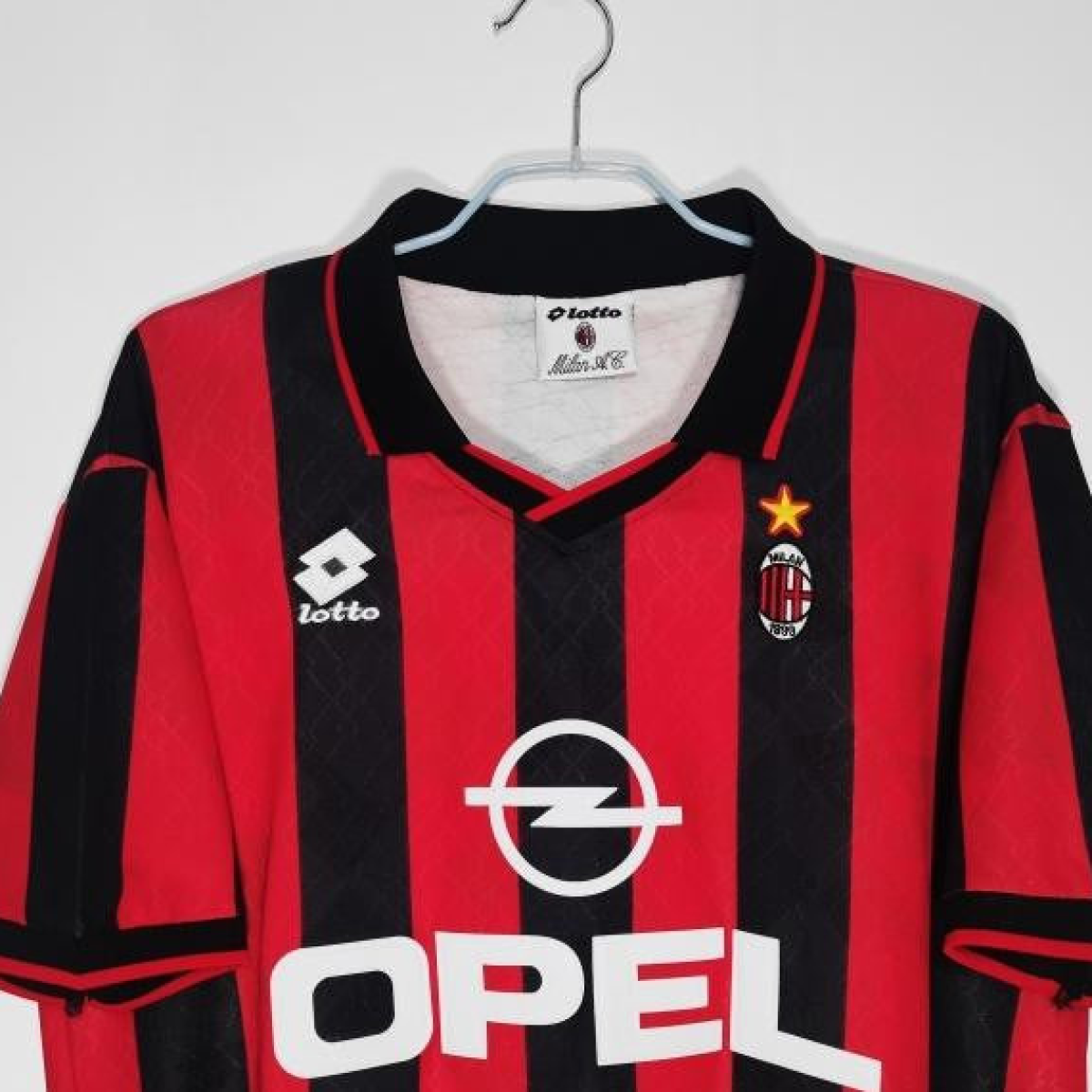 Retro 1995/96 AC Milan Home Soccer Jersey