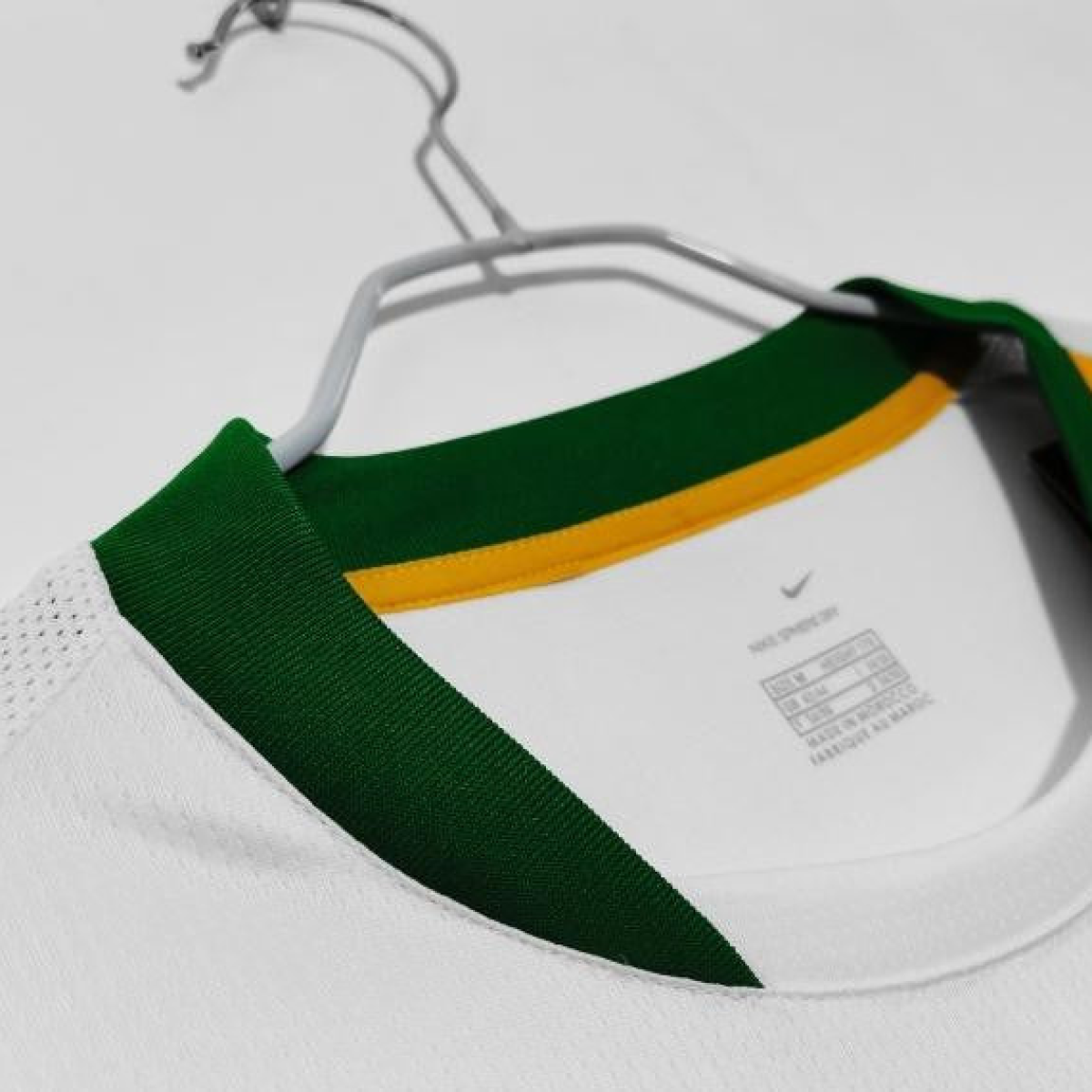 Retro 2006/07 Celtic Third Soccer Jersey