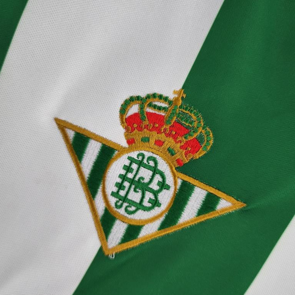 Retro Real Betis 01/02 Home Soccer Jersey