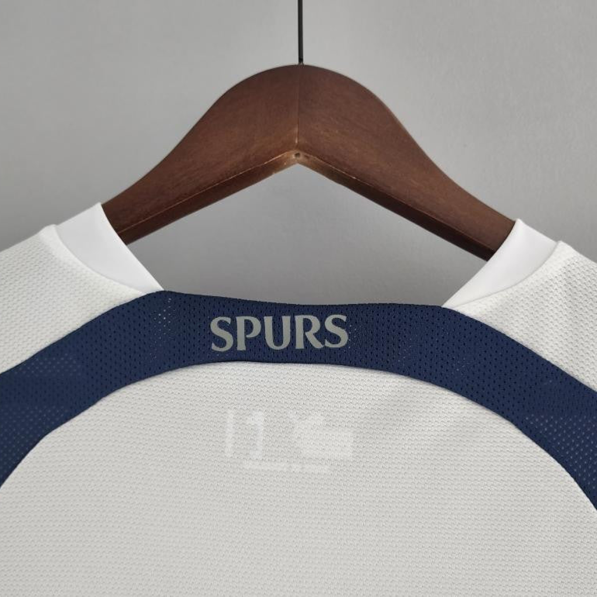 Retro Tottenham Hotspur 06/07 Home Soccer Jersey