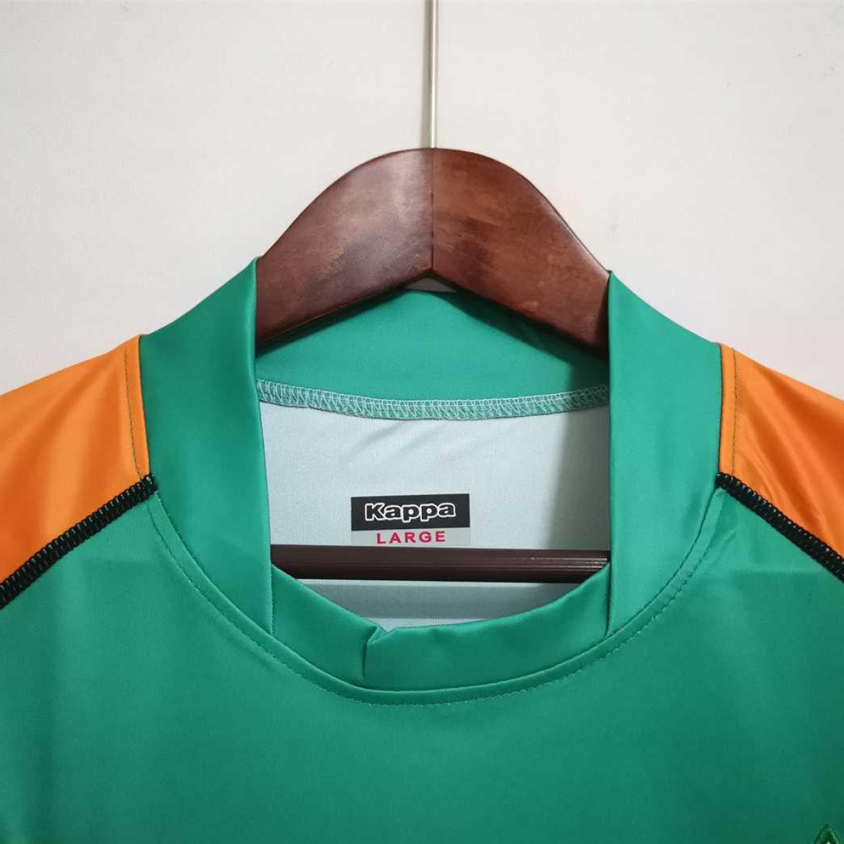 Retro 03-04 SV Werder Bremen Home Soccer Jersey