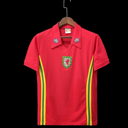 Retro 76/79 Wales home Soccer Jersey
