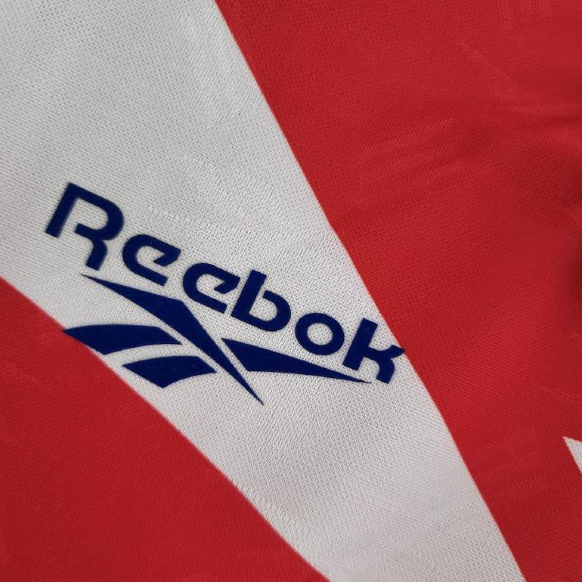 Retro Long Sleeve 1998 Chile Home Soccer Jersey