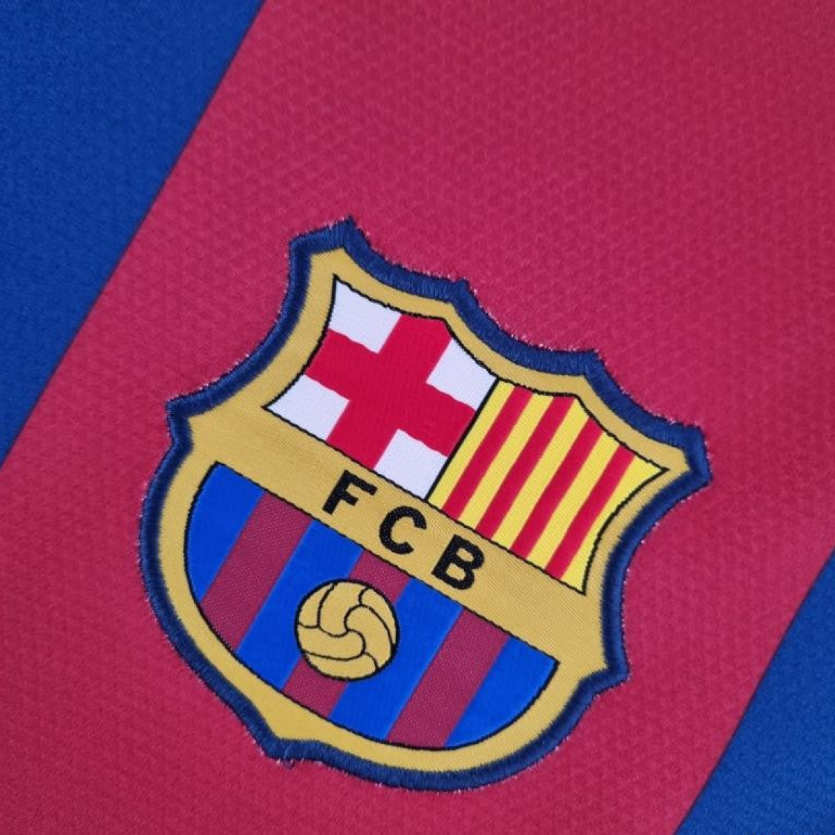 Retro 10/11 Barcelona Long Sleeve Home Soccer Jersey