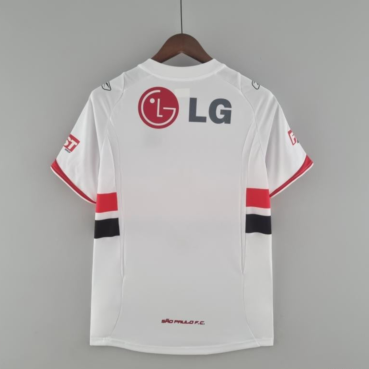 Retro Sao Paulo 2006 Home Soccer Jersey