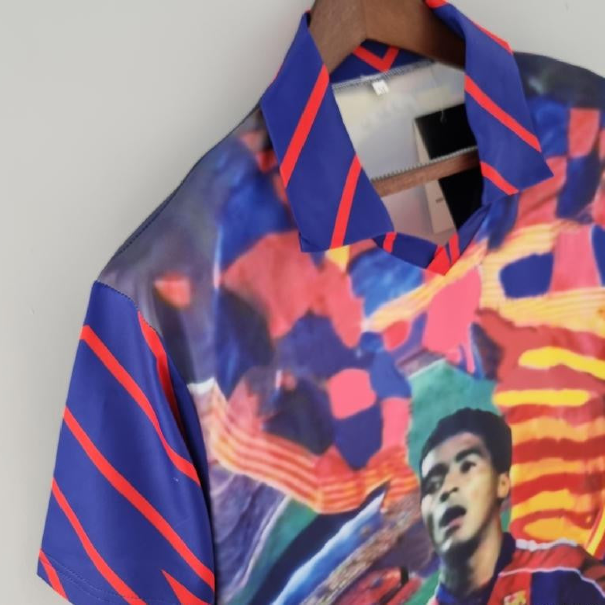 Retro Barcelona 93/94 Romario Jersey