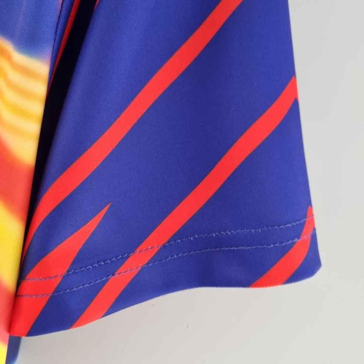 Retro Barcelona 93/94 Romario Jersey