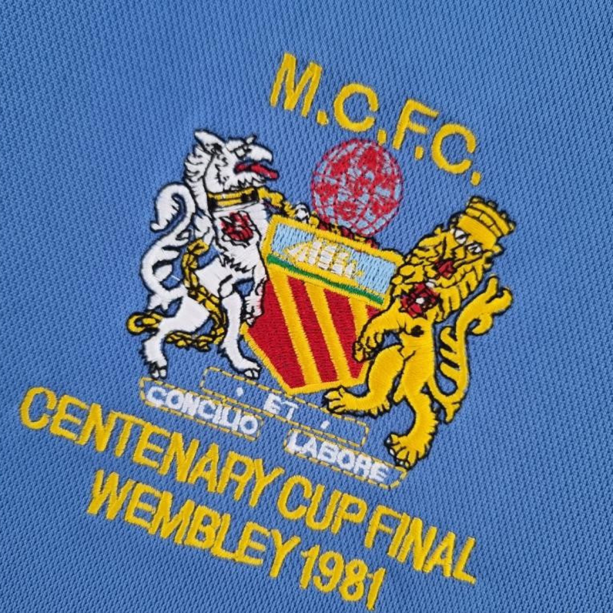 Retro Manchester City 81/82 Home Soccer Jersey