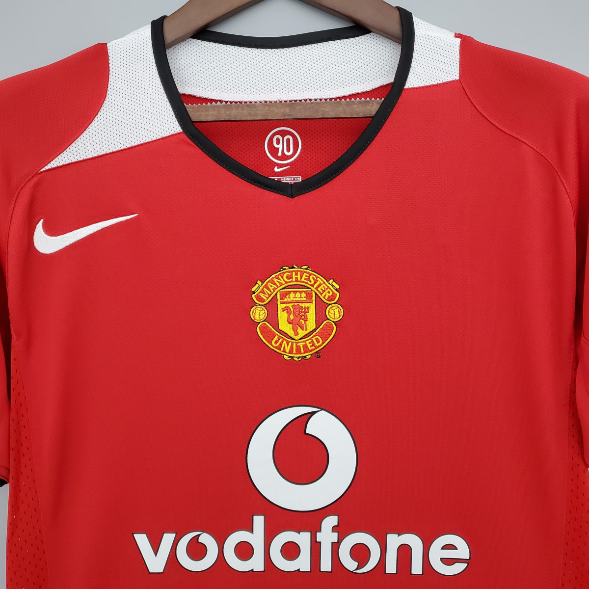 Retro Manchester United 04/06 home Soccer Jersey