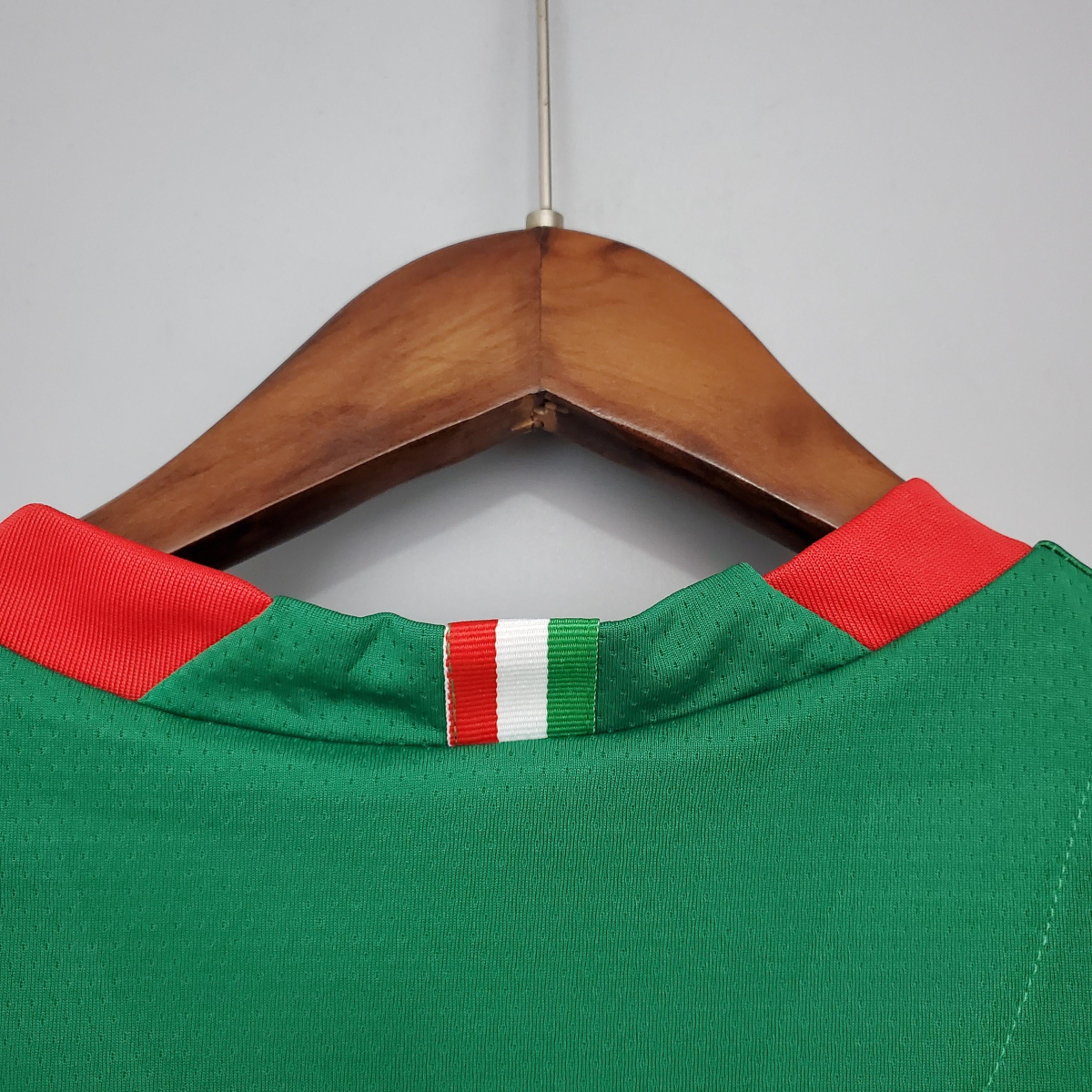 Retro Mexico 2006 Home Soccer Jersey