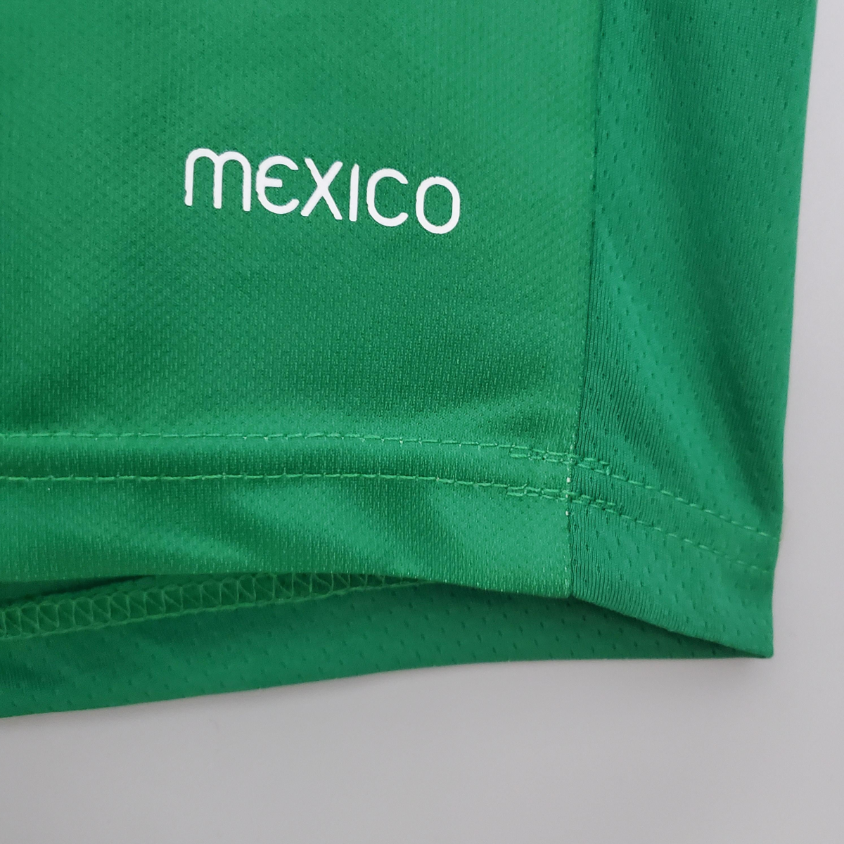 Retro Mexico 2006 Home Soccer Jersey