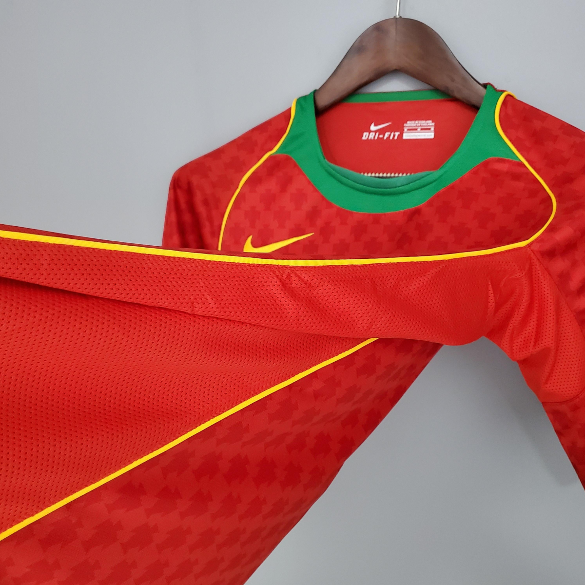 Retro Portugal 2004 home Soccer Jersey