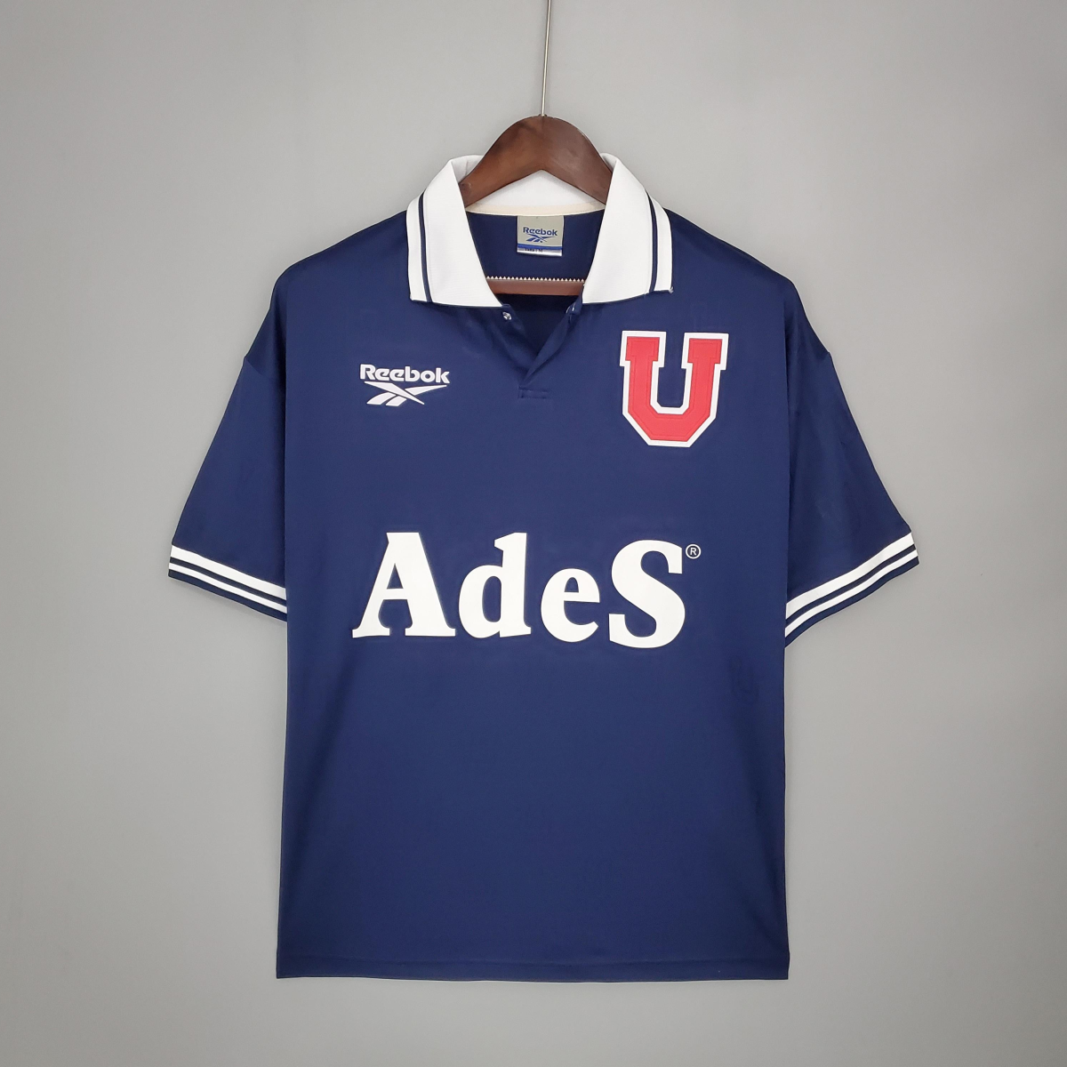 Retro 1998 University of Chile home Soccer Jersey