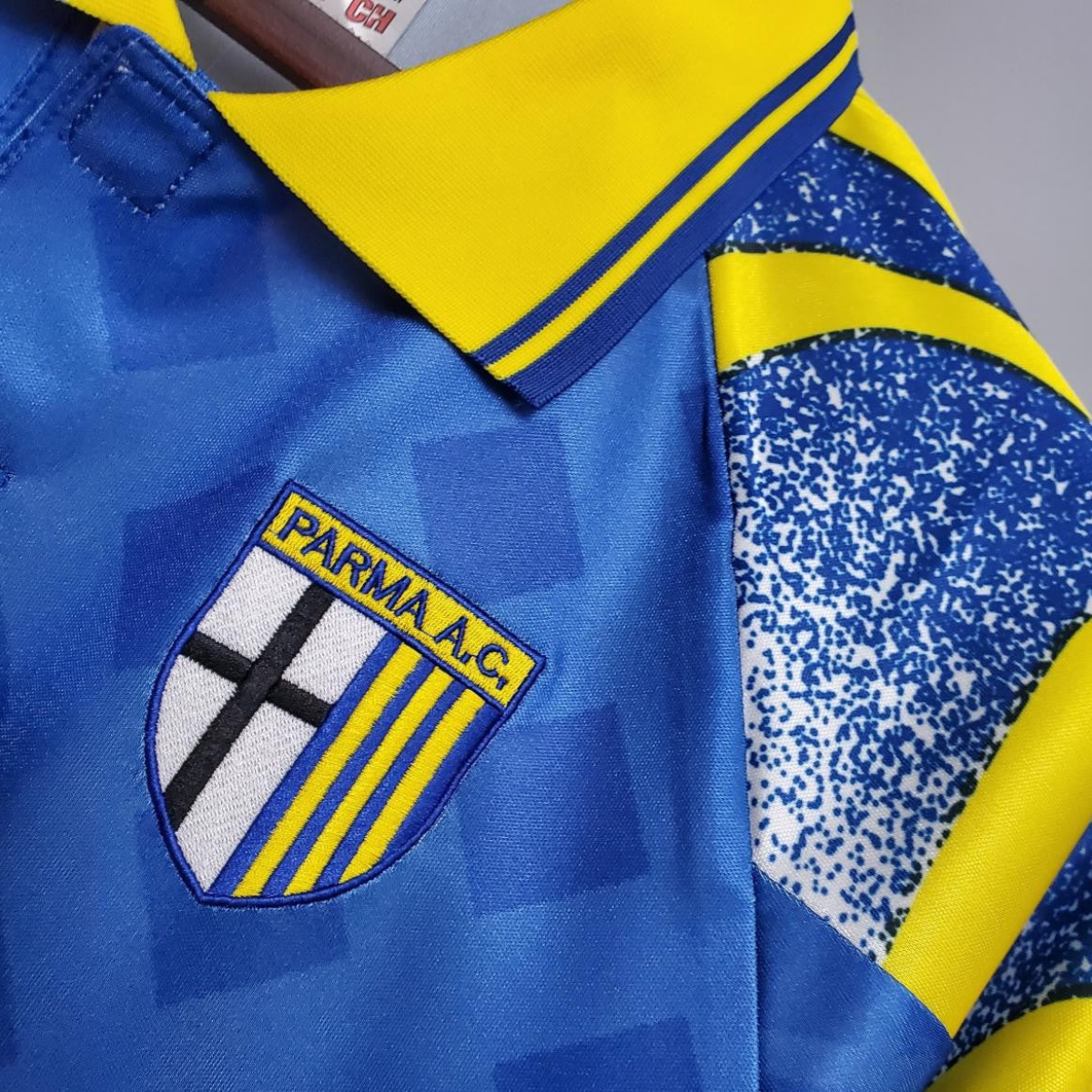 Retro Parma 95/97 Blue Soccer Jersey