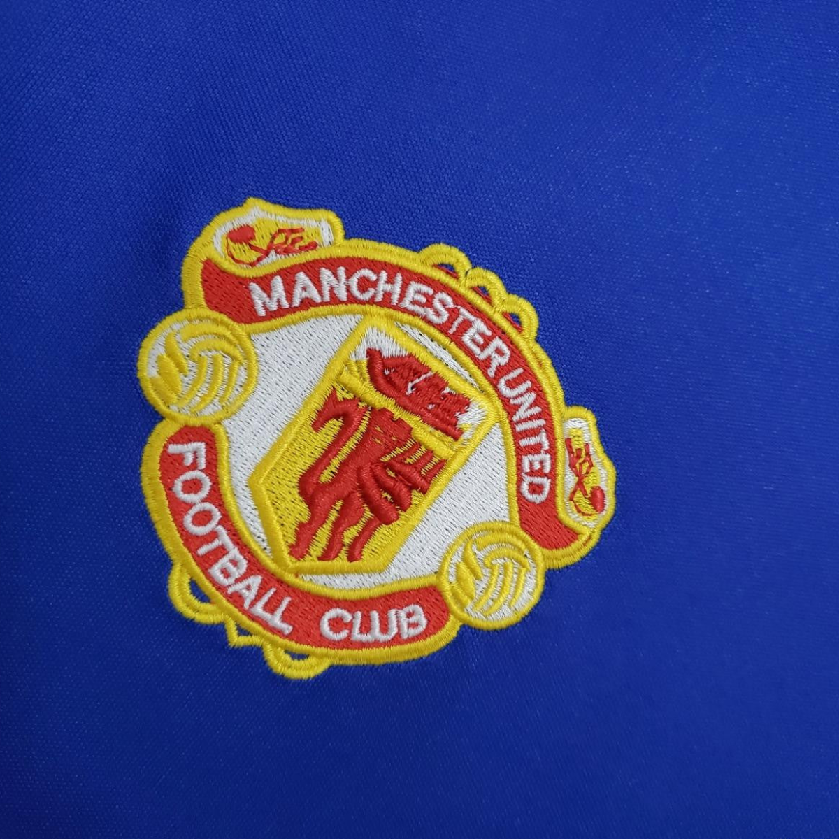 Retro Manchester United 85/86 away blue Soccer Jersey
