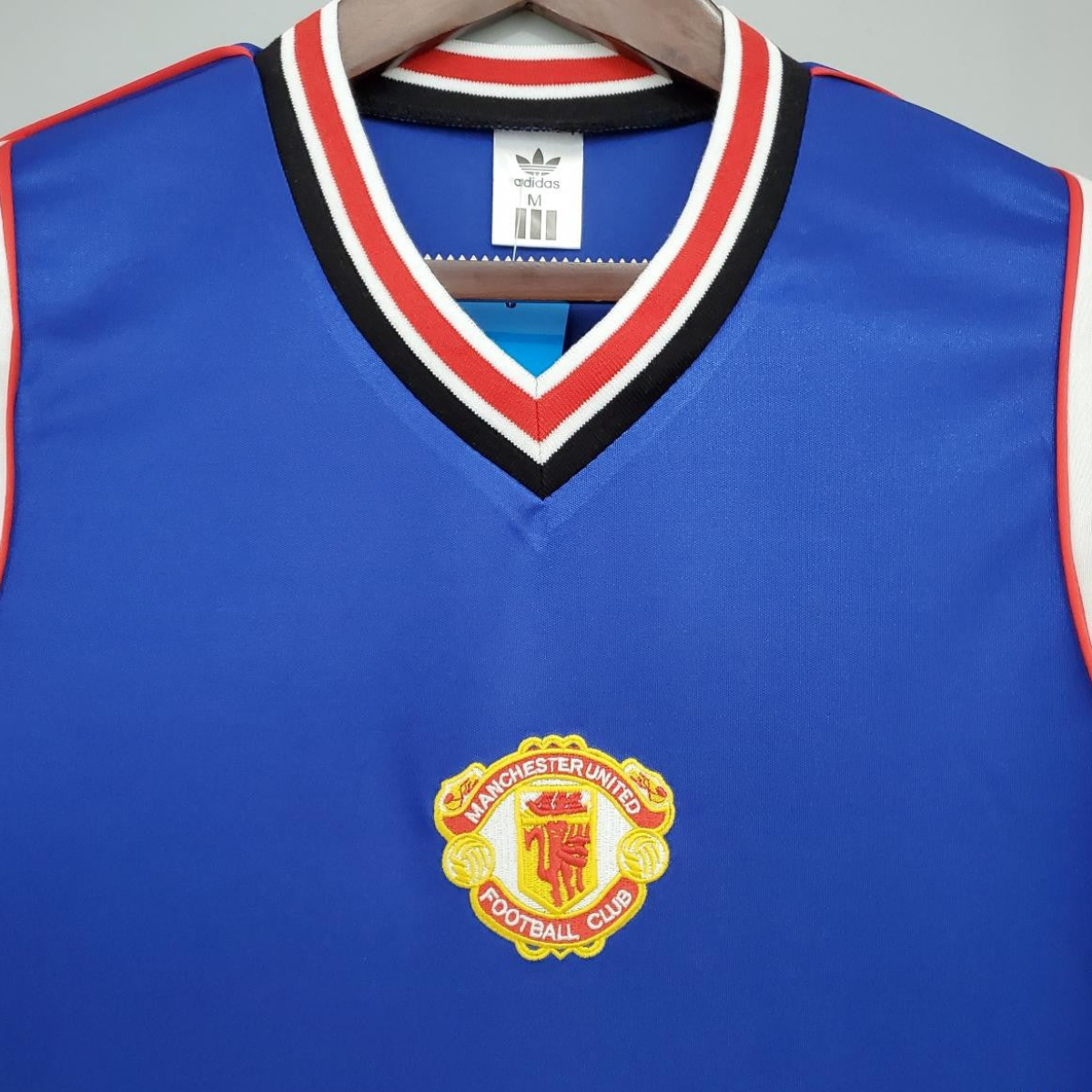 Retro Manchester United 85/86 away blue Soccer Jersey