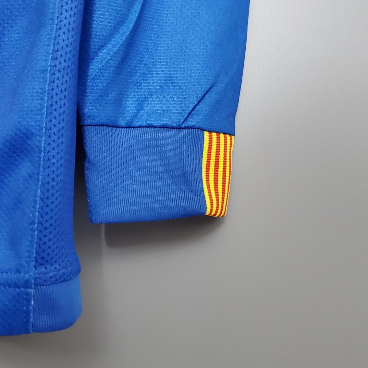 Retro Barcelona 06/07 Long sleeve home Soccer Jersey