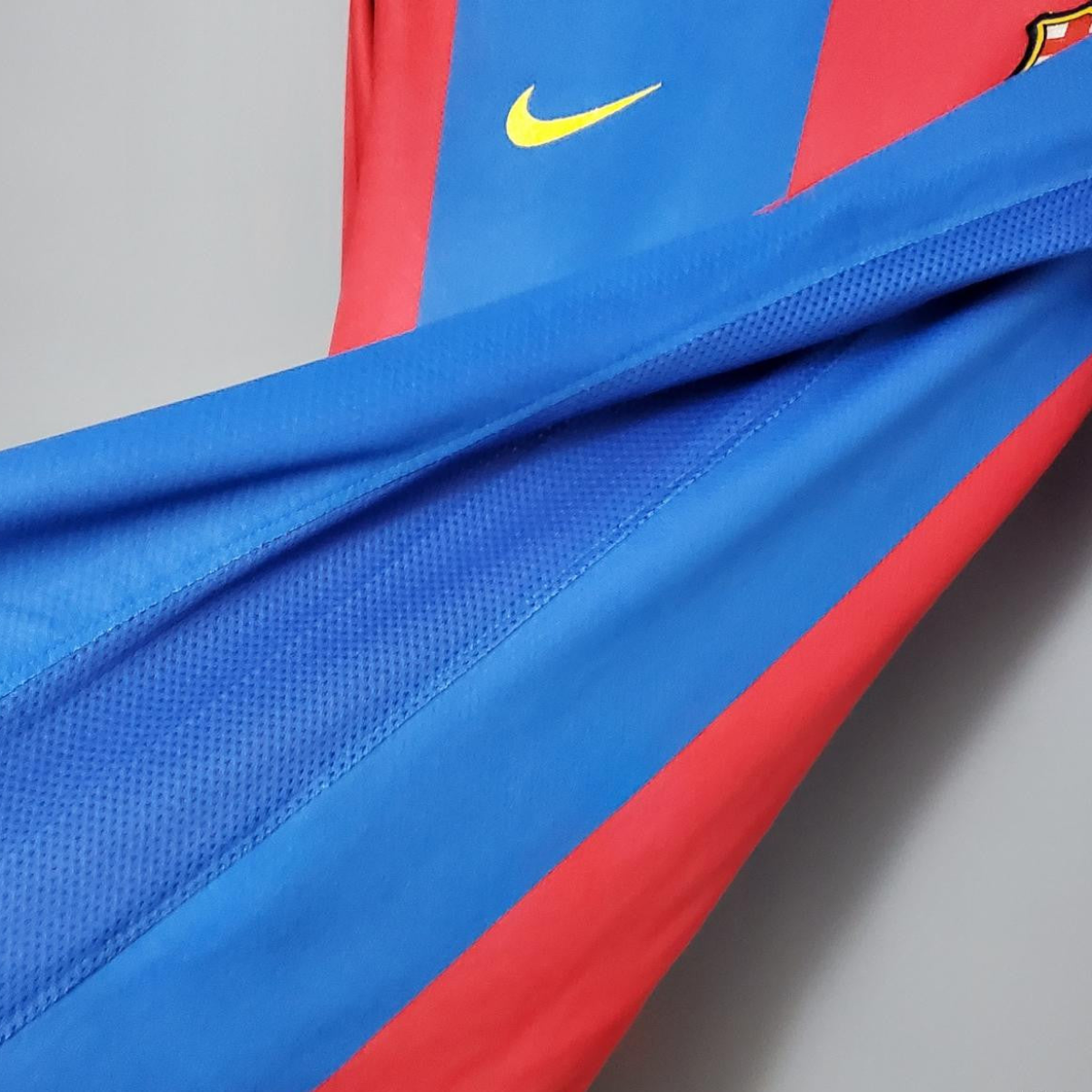 Retro Barcelona 06/07 Long sleeve home Soccer Jersey