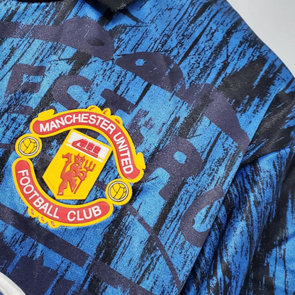 Retro 92/93 Manchester United in the away Soccer Jersey