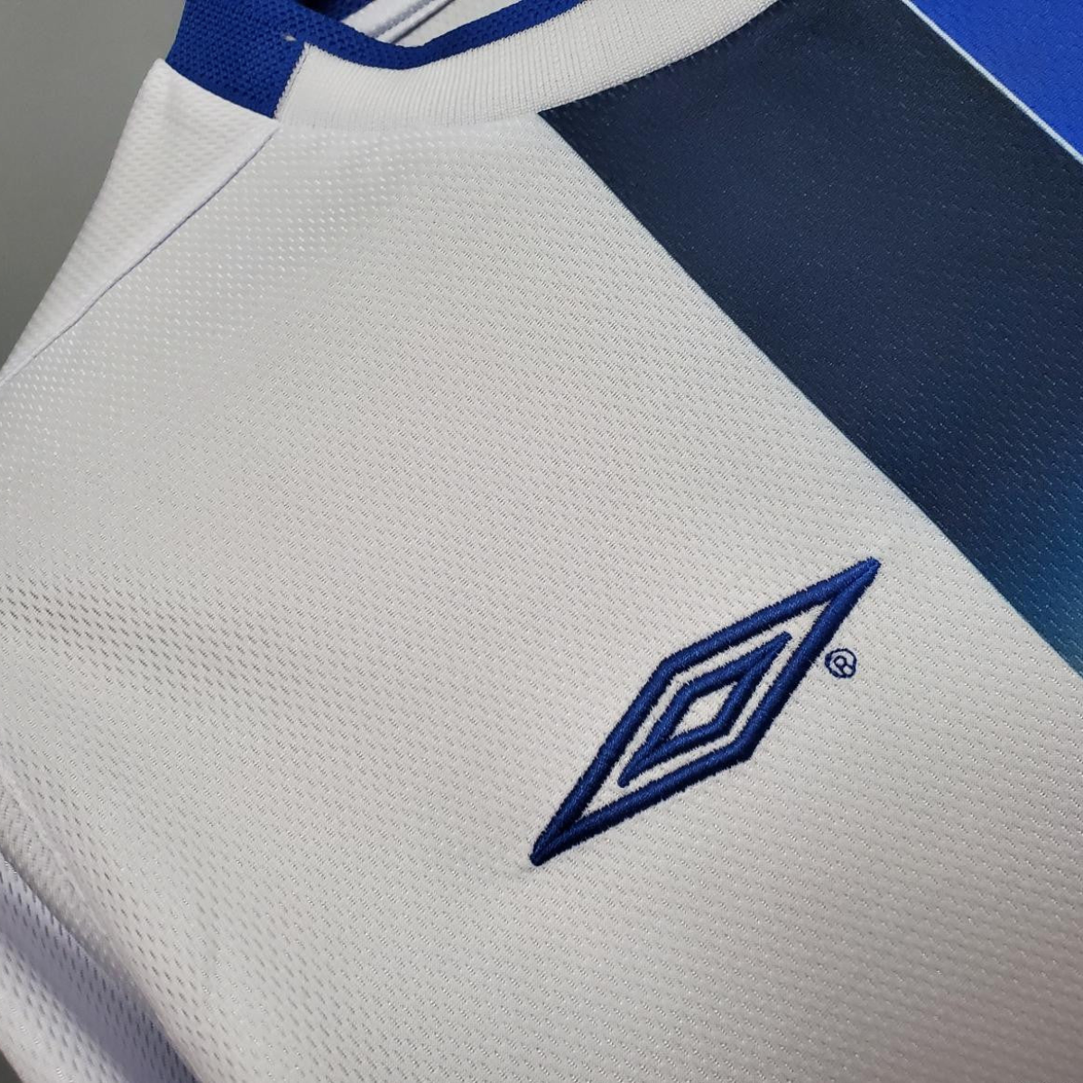 Retro long-sleeved 03/05 Chelsea away Soccer Jersey