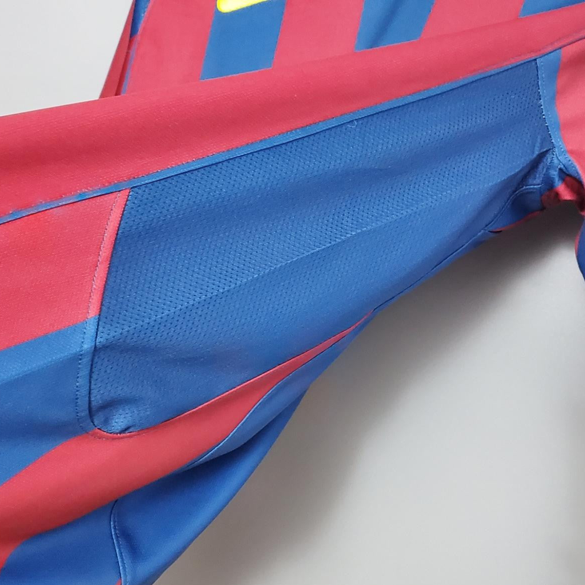 Retro Barcelona 2006 UEFA Champions League Home Soccer Jersey